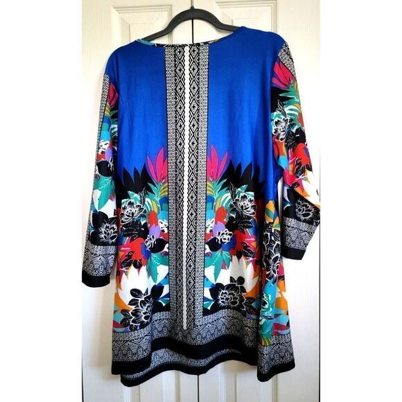 MELISSA PAIGE 1X Multicolor Geometric Print-Liquid Knit Women's Sz 1X Tunic Top - Picture 2 of 5